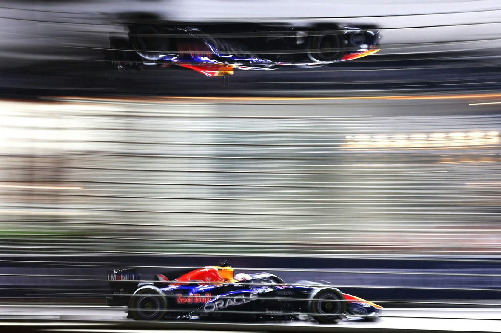 Verstappen vence sprint caótica em Singapura sob forte chuva