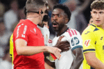 Vinicius Jr. se retrata por expulsão em triunfo do Real Madrid enquanto Mourinho boicota coletiva