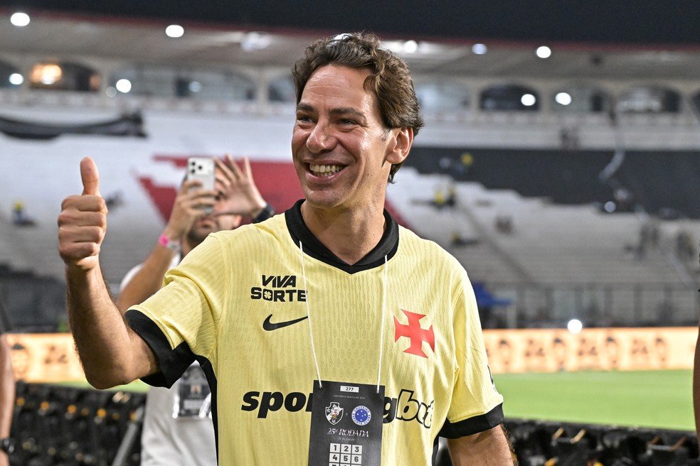 Votação híbrida define futuro do Vasco com oferta de SAF por Marcos Lamacchia