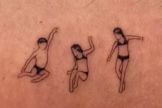 William bonner eterniza salto dos trigêmeos em nova tatuagem