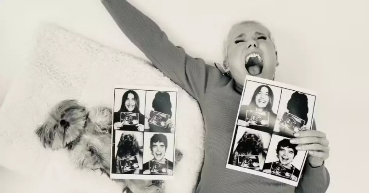 Xuxa celebra anúncio de gravidez da filha com vídeo de arquivo