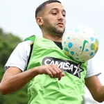 Ziyech e Matheus Martins ganham vaga no time titular do Botafogo para clássico